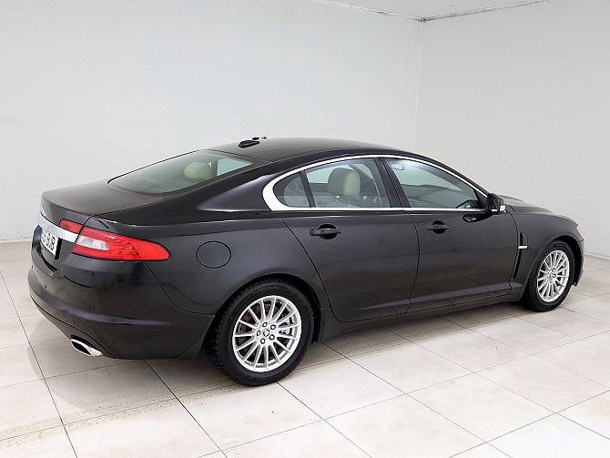 Jaguar XF Luxury 2.7 JTD 152kW Tallina - foto 3