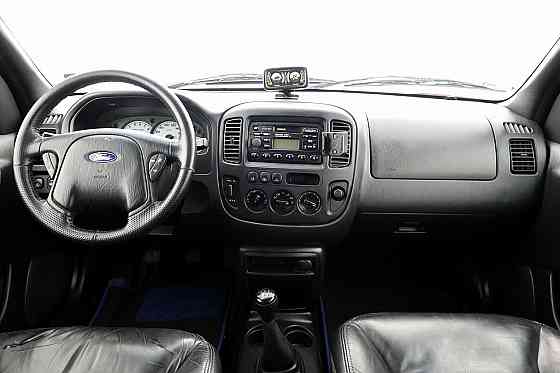 Ford Maverick Luxury 2.0 91kW Tallina