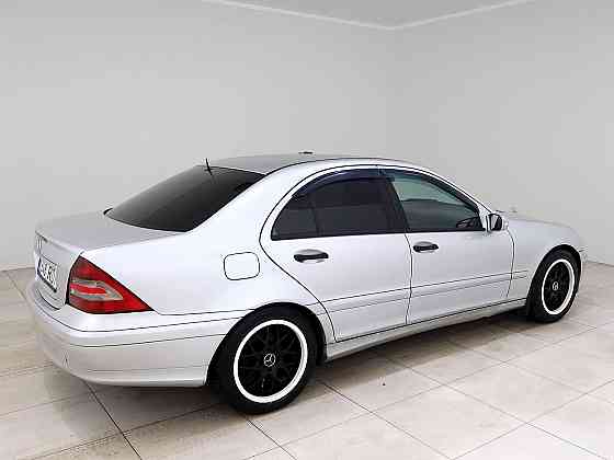 Mercedes-Benz C 200 Avantgarde Facelift ATM 2.1 CDI 90kW Таллин