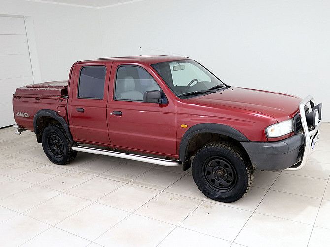 Mazda B2500 Doublecab 4x4 2.5 TD 80kW Tallina - foto 1