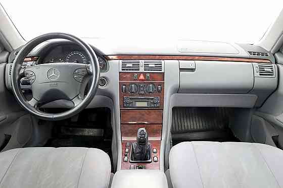 Mercedes-Benz E 200 Classic Facelift 2.1 CDI 85kW Tallina