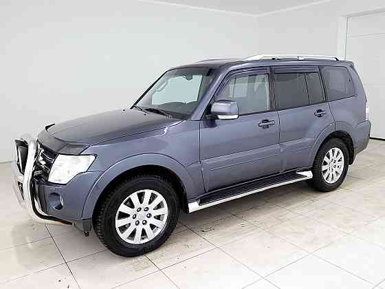 Mitsubishi Pajero Luxury ATM 3.2 DI-D 125kW Tallina