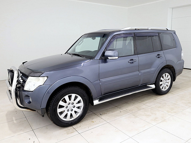 Mitsubishi Pajero Luxury ATM 3.2 DI-D 125kW Tallina - foto 2