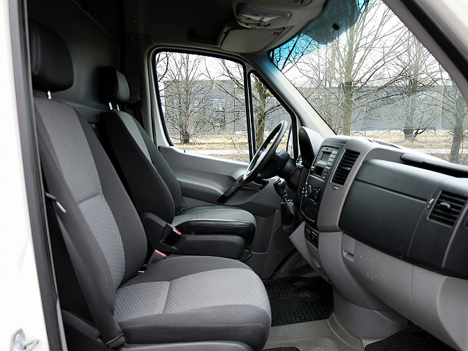 Volkswagen Crafter Comfortline Facelift 2.0 TDI 120kW Tallina - foto 6