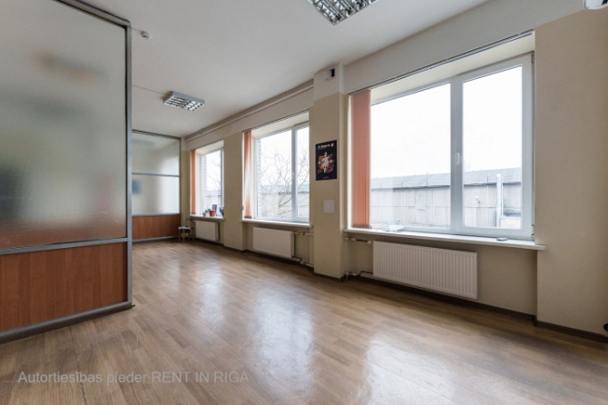 Birojs Braslas ielā 24.  Iznomā telpas biroja mājā, kas atrodas nožogotā, slēgtā Rīga - foto 3