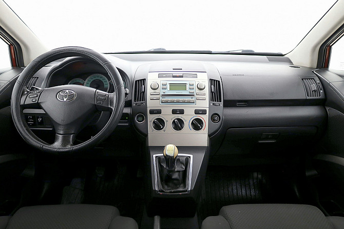 Toyota Corolla Verso Linea Sol 1.8 95kW Таллин - изображение 5