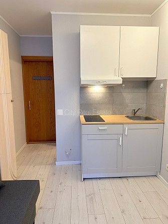 Fasādes māja, renovēta māja, ieeja no ielas un pagalma, kāpņu telpa pēc kosmētiskā Rīga - foto 4