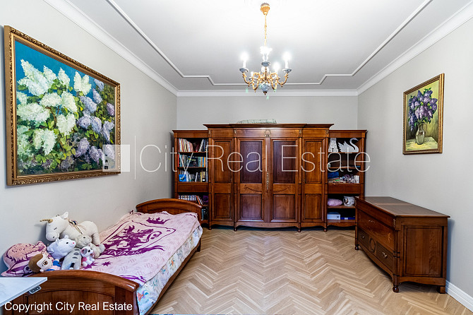 Renovēta māja, logi vērsti mājas abās pusēs, guļamistabu skaits 3 gab., istabas izolētas 3 Rīga - foto 14