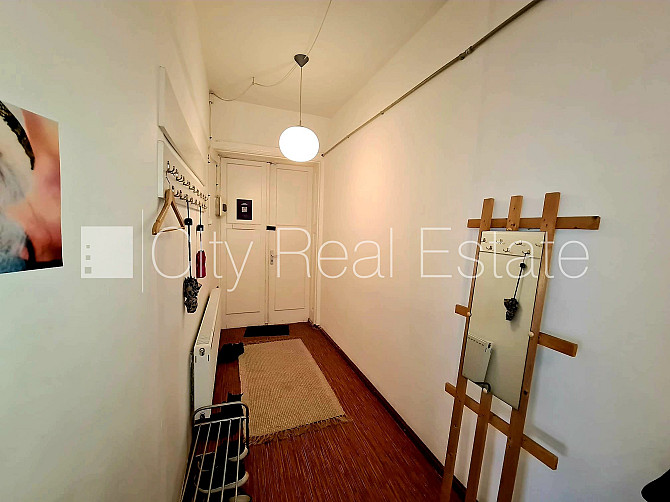 Fasādes māja, logi vērsti uz pagalma pusi, telpas izolētas, sporta zāle 86 m2, halle, augstie Rīga - foto 15