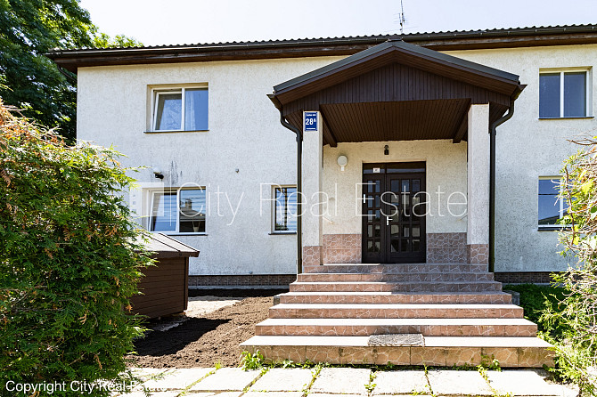 Privātmāja, zaļā teritorija 2600 m2, slēgts pagalms, vieta automašīnai, baseins 12.5 m2, Jūrmala - foto 3