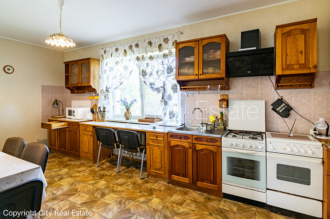 Privātmāja, zaļā teritorija 2600 m2, slēgts pagalms, vieta automašīnai, baseins 12.5 m2, Jūrmala - foto 9