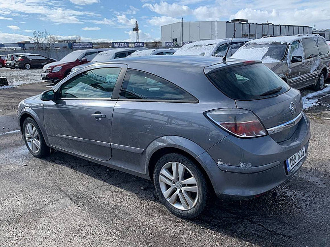 Opel Astra GTC 1.2 CDTi 66kW Таллин - изображение 4