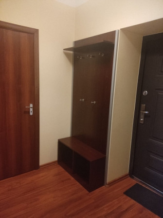 Komfortabls, divu istabu dzīvoklis aktīvajā centrā - Čaka 33 ēkas pagalmā.  + Visi logi Rīga - foto 9