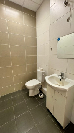 Kvalitatīvas un pārdomātas biroja telpas reprezentablā ēkā  Lieliska iespēja iznomāt biroju Rīga - foto 8