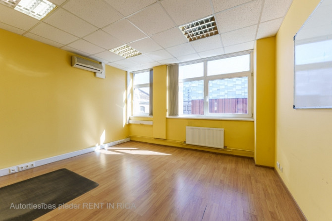 Iznomā biroja telpas Elijas ielā 17.  + renovēta biroju ēka + kopējā platība  272,6 m2 + Rīga - foto 1