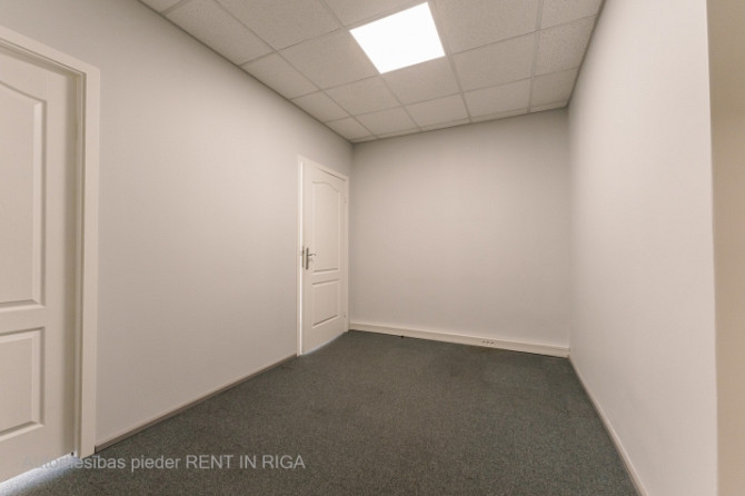 Iznomā biroja telpas Elijas ielā 17.  + renovēta biroju ēka + kopējā platība  40,9 m2 + Rīga - foto 3