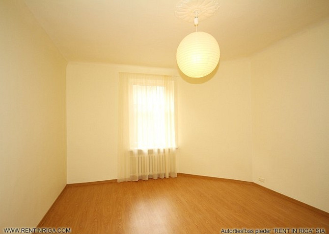 Practical 4-room apartment on Brīvības Street 103. Windows face the inner courtyard.  The apartment  Рига - изображение 4