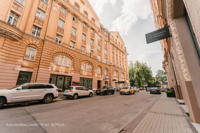 Practical 4-room apartment on Brīvības Street 103. Windows face the inner courtyard.  The apartment  Рига - изображение 2