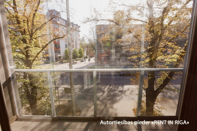 Modern and representative office with large windows in a new building in Teika.  Layout: open-plan w Рига - изображение 9