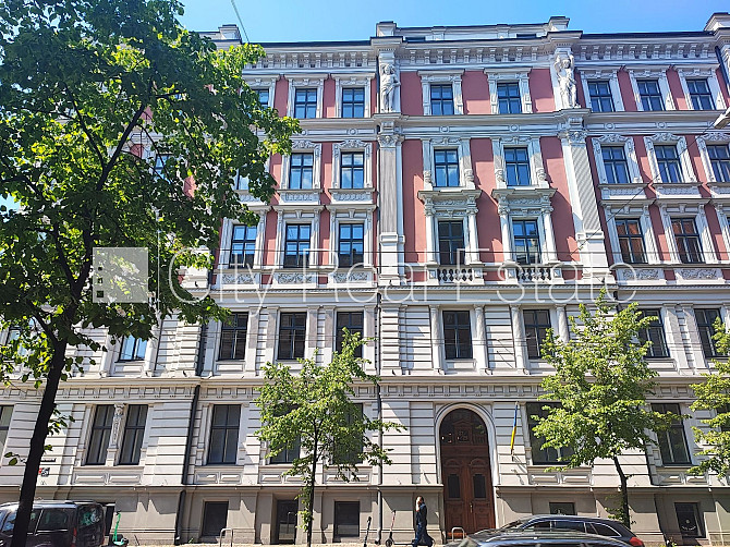 Zeme īpašumā, fasādes māja, renovēta māja, ķieģeļu mūra sienas, fasāde ar dekoratīvo Rīga - foto 15