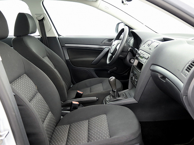 Skoda Octavia Comfortline Facelift 1.2 77kW Таллин - изображение 6
