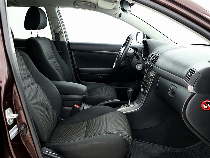 Toyota Avensis Linea Sol Facelift ATM 2.0 108kW Таллин - изображение 6