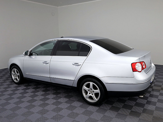 Volkswagen Passat Comfortline 2.0 110kW Таллин - изображение 4