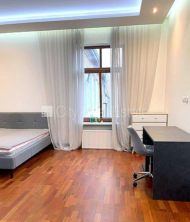 Fasādes māja, renovēta māja, slēgts pagalms, ieeja no ielas, kāpņu telpa pēc kosmētiskā Rīga - foto 7