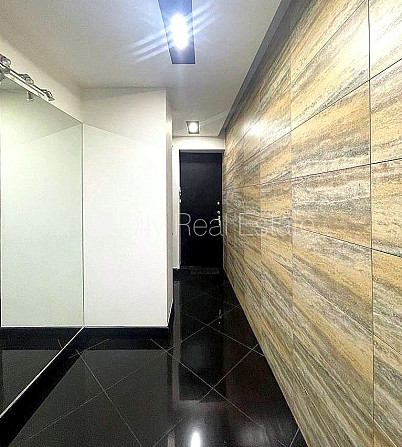 Fasādes māja, renovēta māja, slēgts pagalms, ieeja no ielas, kāpņu telpa pēc kosmētiskā Rīga - foto 19