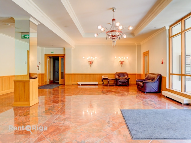 2 istabu dzīvoklis jaunajā projektā Mierā ielā 61.  Tam ir 10.5 m2 terase uz iekšpagalma pusi.  Dzīv Рига - изображение 15