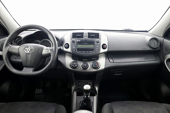 Toyota RAV4 Linea Sol Facelift 2.2 D-4D 110kW Tallina - foto 5