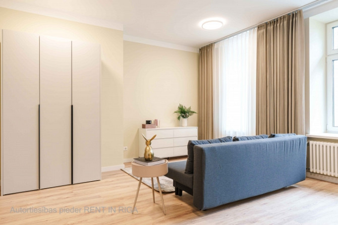Jauns Studio dzīvoklis Rīgas Centrā ar Superīgu balkonu!  Dzīvoklis ietver dzīvojamo istabu, Rīga - foto 18