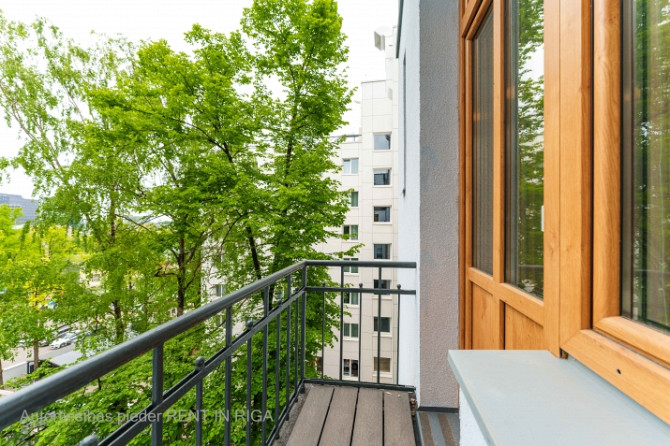 Jauns Studio dzīvoklis Rīgas Centrā ar Superīgu balkonu!  Dzīvoklis ietver dzīvojamo istabu, Rīga - foto 14