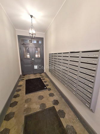 Privātmāja, labiekārtota apzaļumota teritorija 1350 m2, slēgts pagalms, vieta vairākām Jūrmala - foto 15