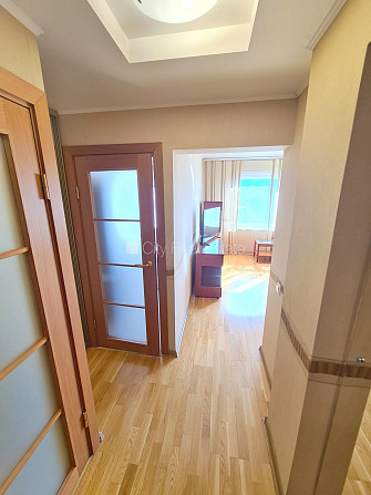 Fasādes māja, renovēta māja, logi vērsti uz ielas pusi, istabas izolētas, studio tipa, Rīga - foto 16