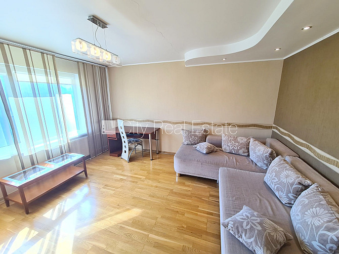 Fasādes māja, renovēta māja, logi vērsti uz ielas pusi, istabas izolētas, studio tipa, Rīga - foto 5
