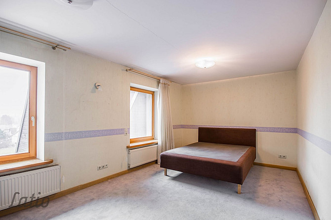 Pārdod divstāvu daļēji mēbelētu dzīvokli Piņķu centrā specprojekta mājā.
Dzīvokļa pirmajā stāvā ir p Рижский район - изображение 2
