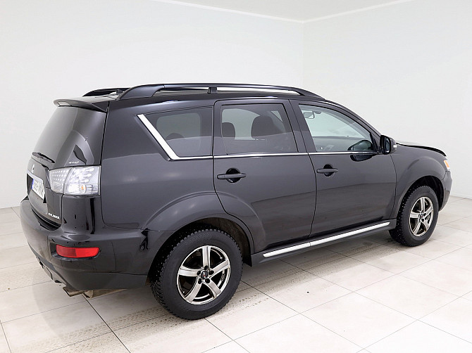 Mitsubishi Outlander Luxury Facelift ATM 2.4 125kW Tallina - foto 3