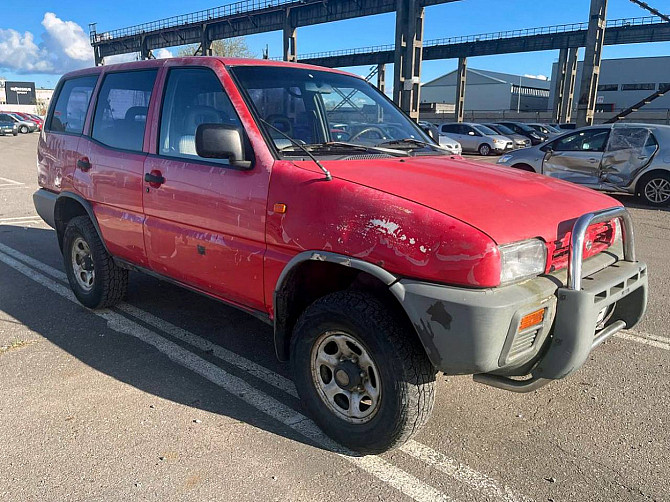 Nissan Terrano Comfort 4x4 2.4 91kW Tallina - foto 1