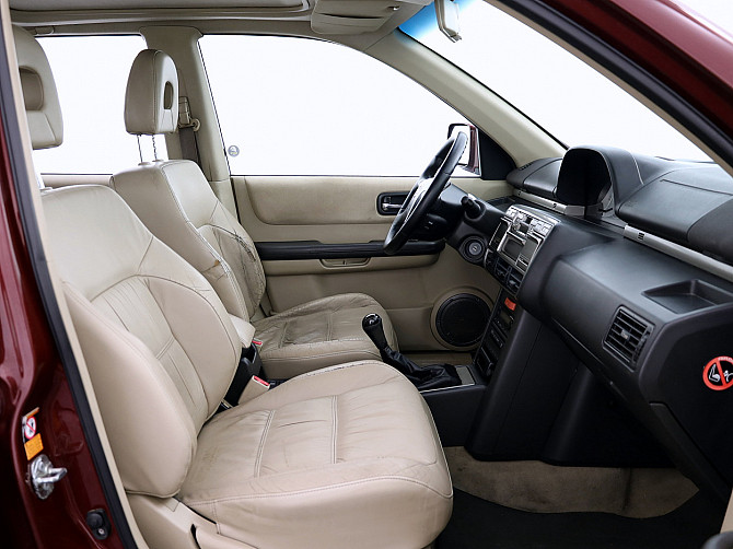 Nissan X-Trail Luxury 4x4 2.5 121kW Tallina - foto 6