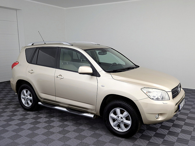 Toyota RAV4 Luxury ATM 2.0 112kW Tallina - foto 1