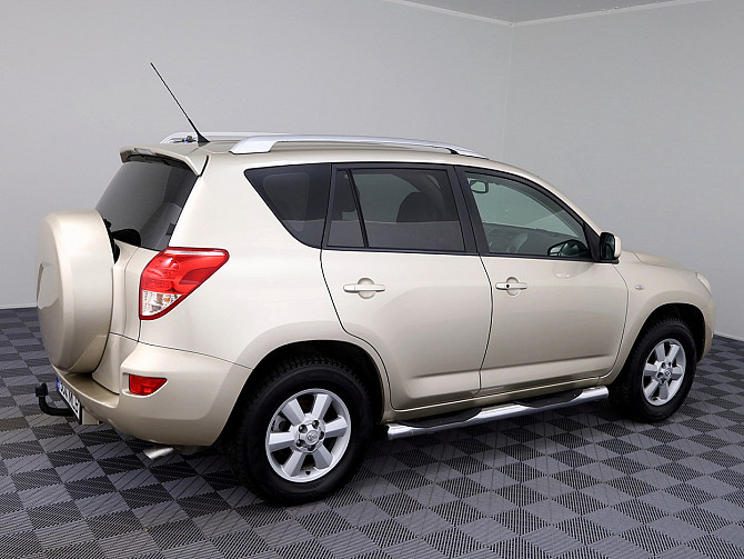 Toyota RAV4 Luxury ATM 2.0 112kW Tallina - foto 3