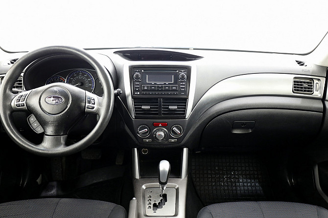 Subaru Forester Comfort Facelift ATM 2.5 126kW Tallina - foto 5