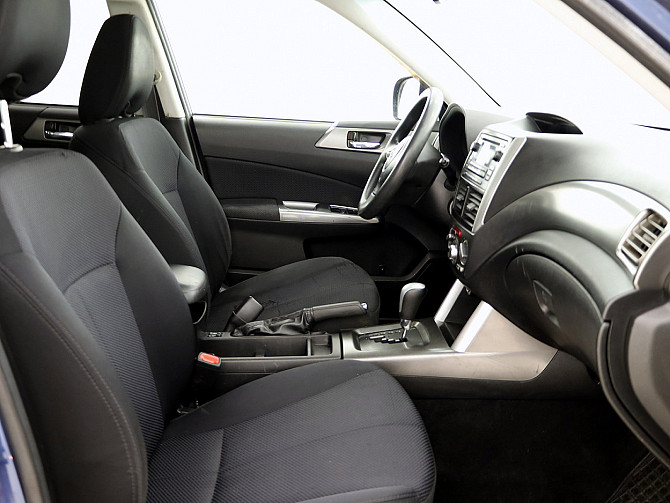 Subaru Forester Comfort Facelift ATM 2.5 126kW Tallina - foto 6