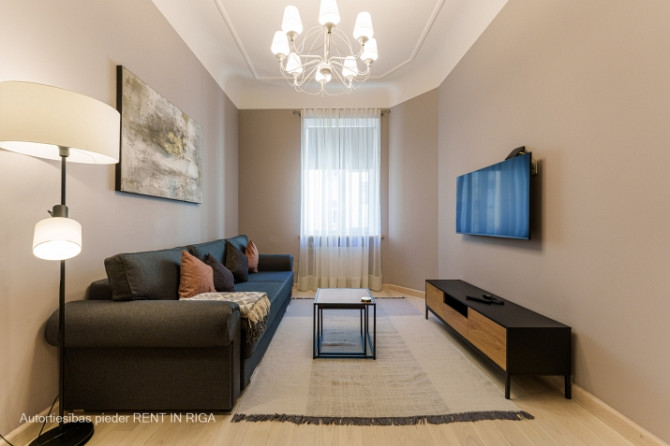 2-istabu dzīvoklis Dzirnavu ielā 31, Rīgas klusajā centrā  Pieejams uz īri no 1. jūnija. Rīga - foto 3