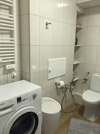 Labiekārtota apzaļumota teritorija, guļamistabu skaits 3 gab., gāzes apkure, restaurēti, Jūrmala - foto 18