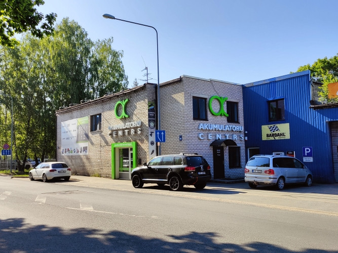 Офисное помещение в Торнякалнсе.  2 комнаты (70+24м2) плюс 2 небольшие (3+3м2) кладовые; Рига - изображение 2