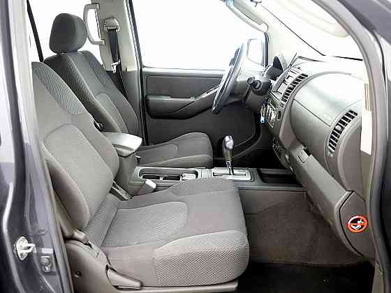 Nissan Navara Comfort ATM 2.5 dCi 128kW Tallina