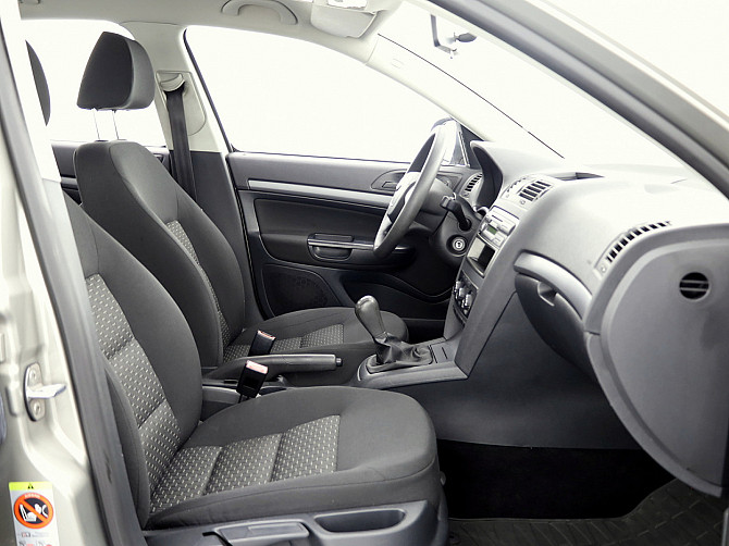 Skoda Octavia Comfortline Facelift 1.2 77kW Tallina - foto 6