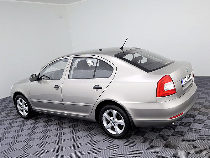 Skoda Octavia Comfortline Facelift 1.2 77kW Tallina - foto 4